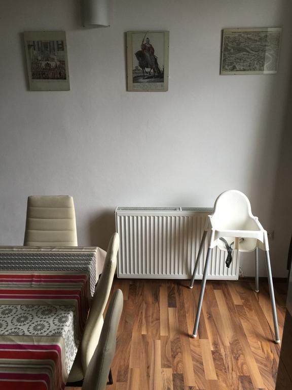 Apartment Maximilian Pozsony Kültér fotó