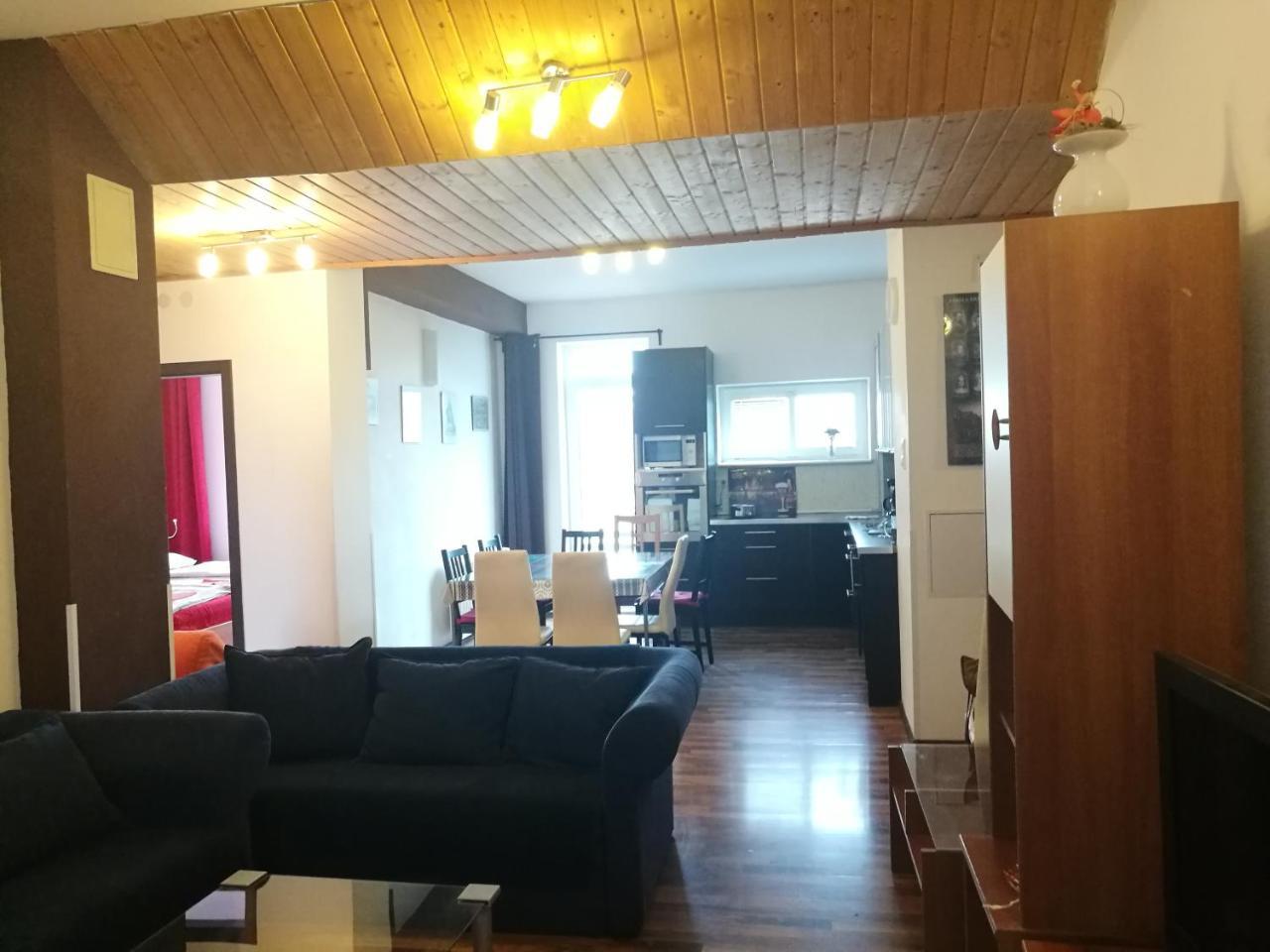 Apartment Maximilian Pozsony Kültér fotó